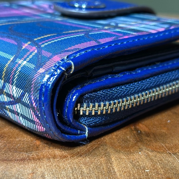 COACH Signature Tartan Snap Wallet - Picture 7 of 16